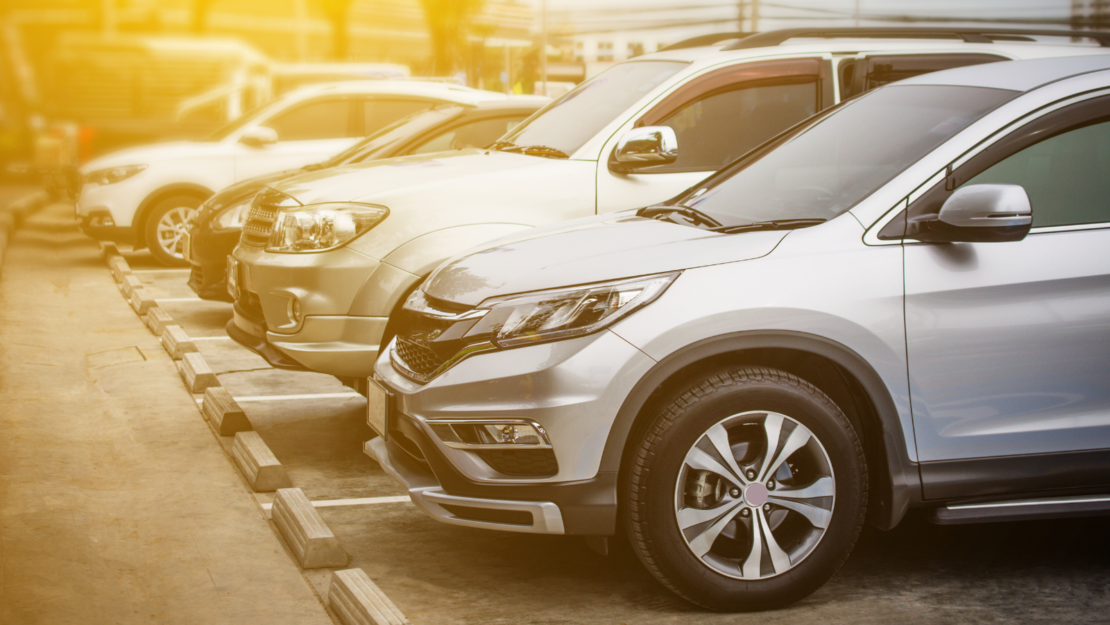 Samochody na parkingu